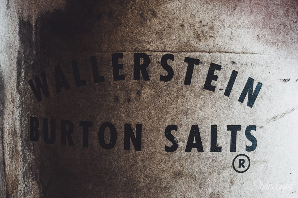 Hudepohl Brewing Company - Wallerstein Burton Salts Container
