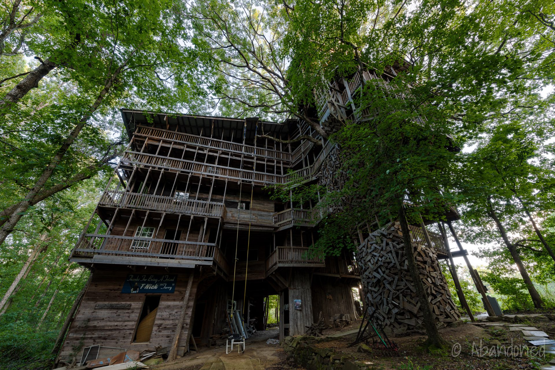 Horace Burgess's Treehouse