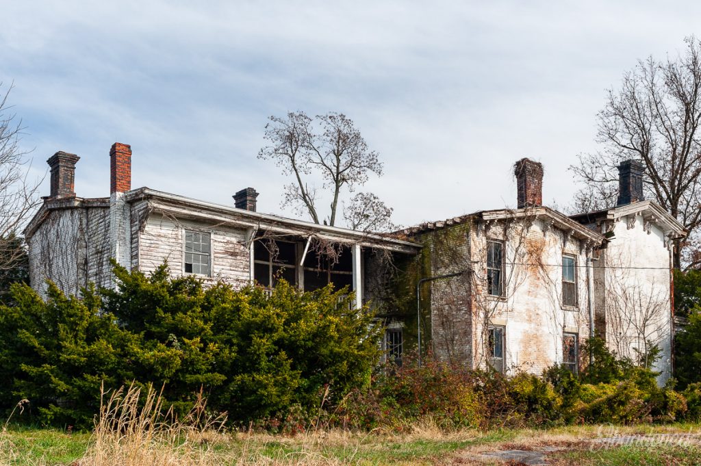Abandoned William Tarr House