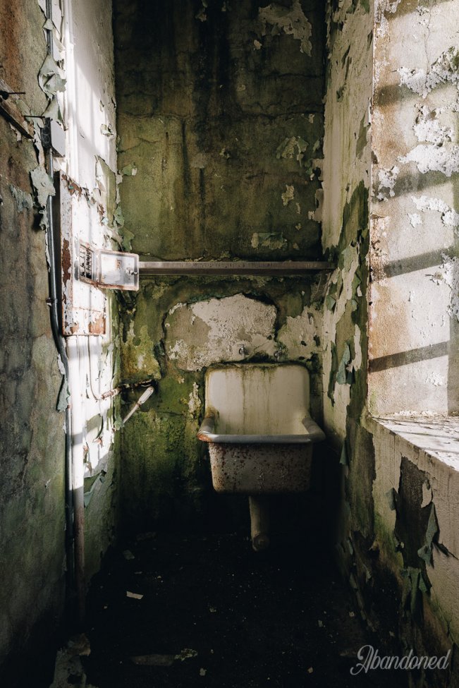 Trans-Allegheny Lunatic Asylum - Derelict Sink