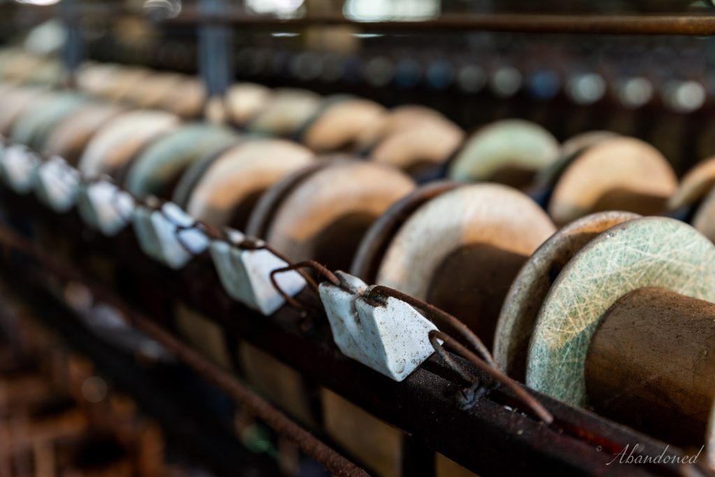 Lonaconing Silk Mill Porcelain Silk Thread Guard
